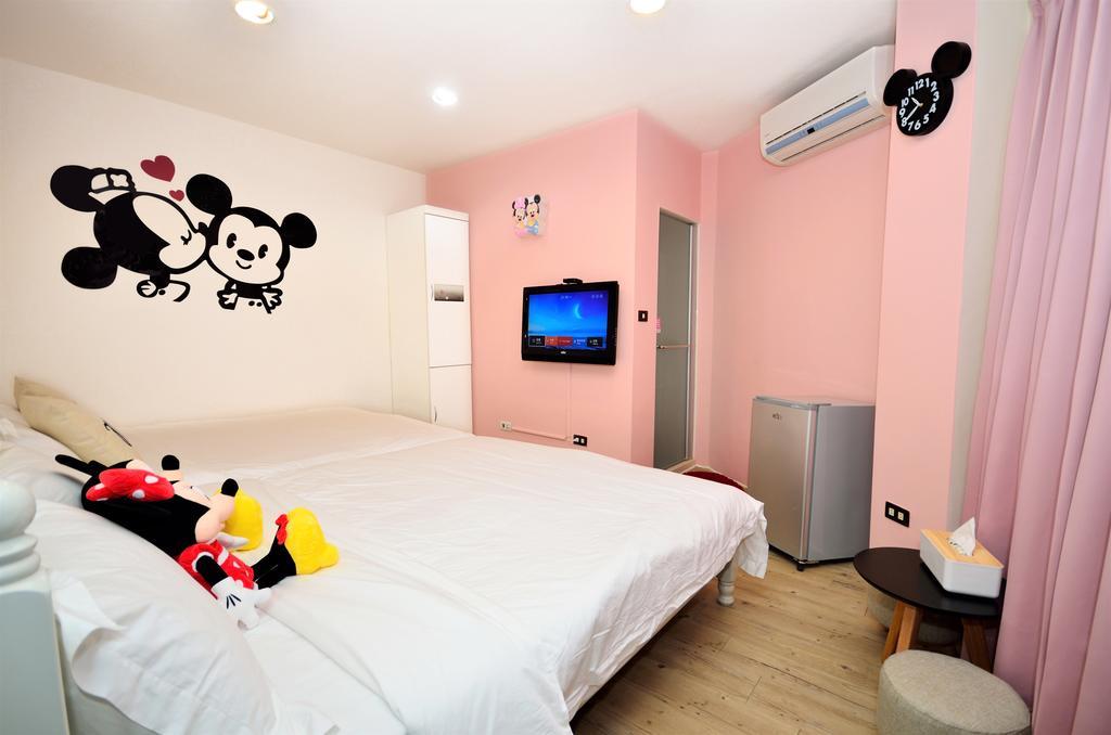 Hotel Fj Beautiful à Taichung Extérieur photo