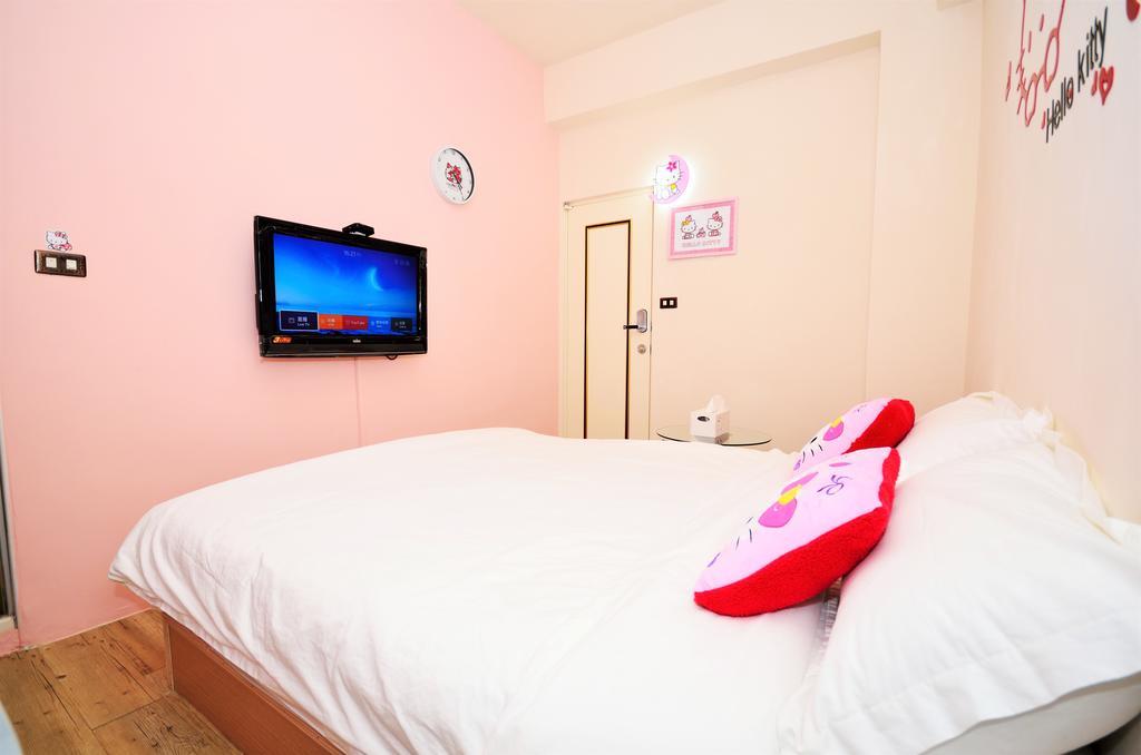 Hotel Fj Beautiful à Taichung Extérieur photo
