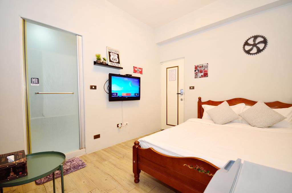 Hotel Fj Beautiful à Taichung Extérieur photo