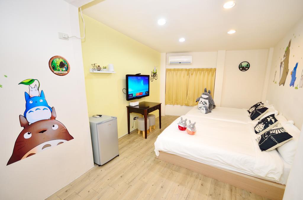 Hotel Fj Beautiful à Taichung Extérieur photo