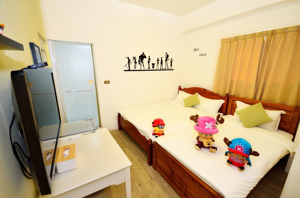 Hotel Fj Beautiful à Taichung Extérieur photo